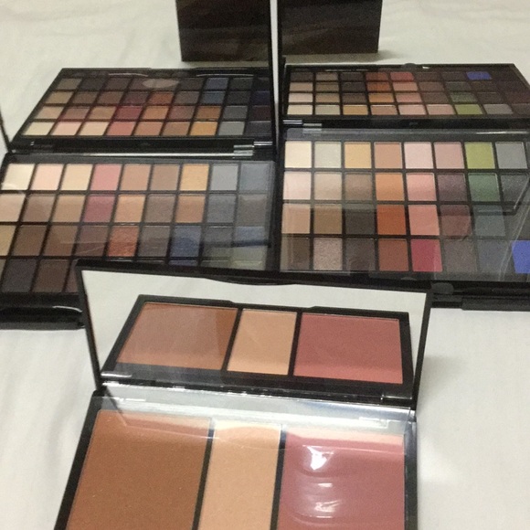 Make up - Picture 1 of 9